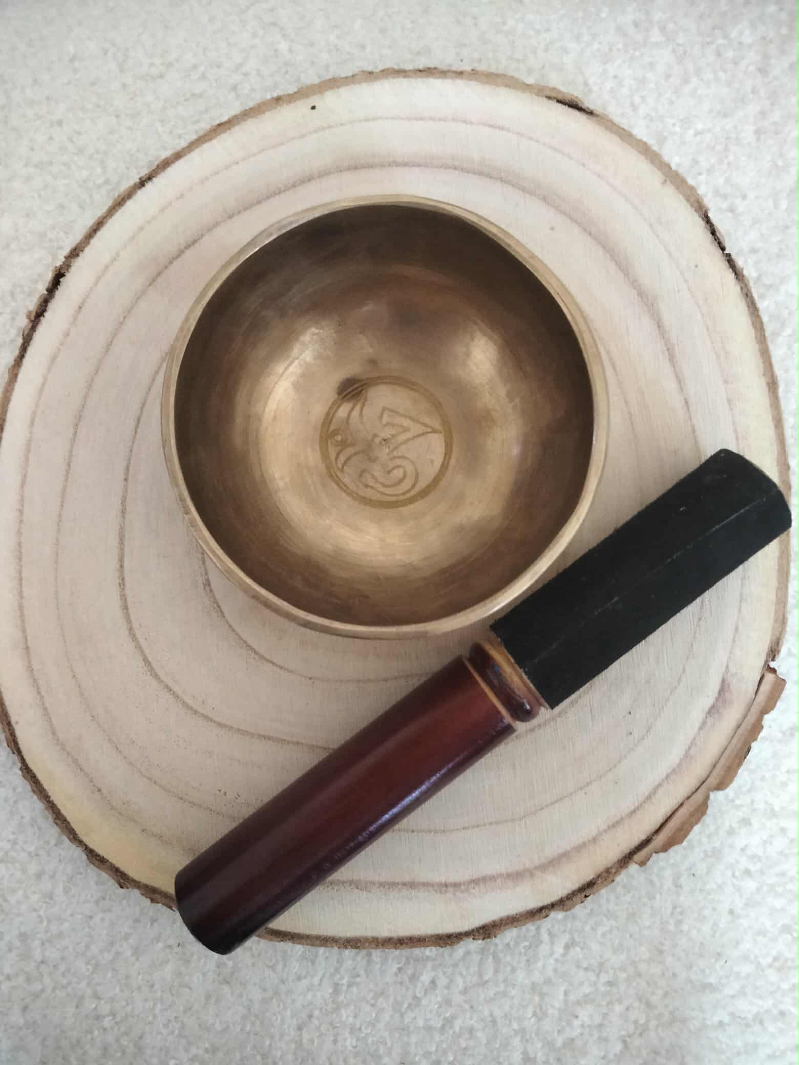Bol tibétain avec maillet en bois